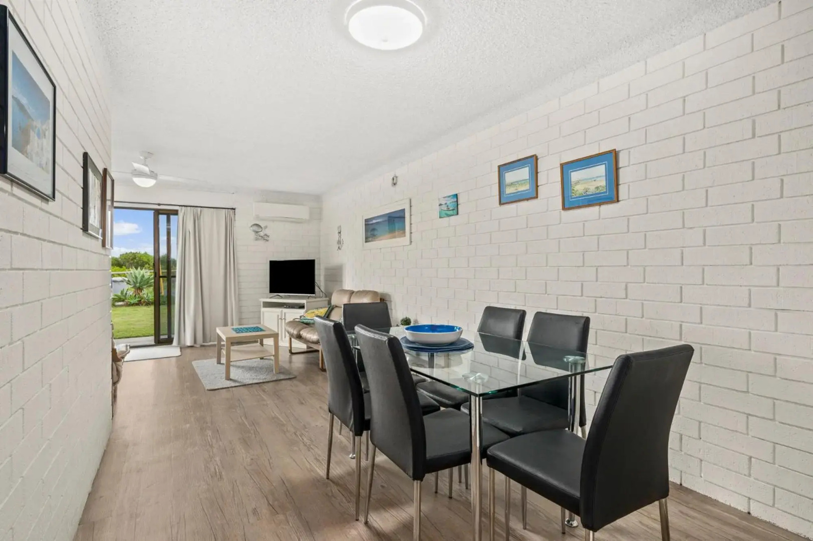 Sun & Surf Aldinga Beach Apartment