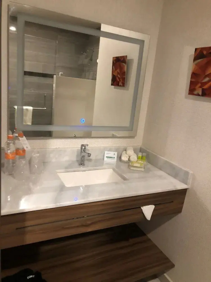 Holiday Inn & Suites Monterrey Apodaca Zona Airport