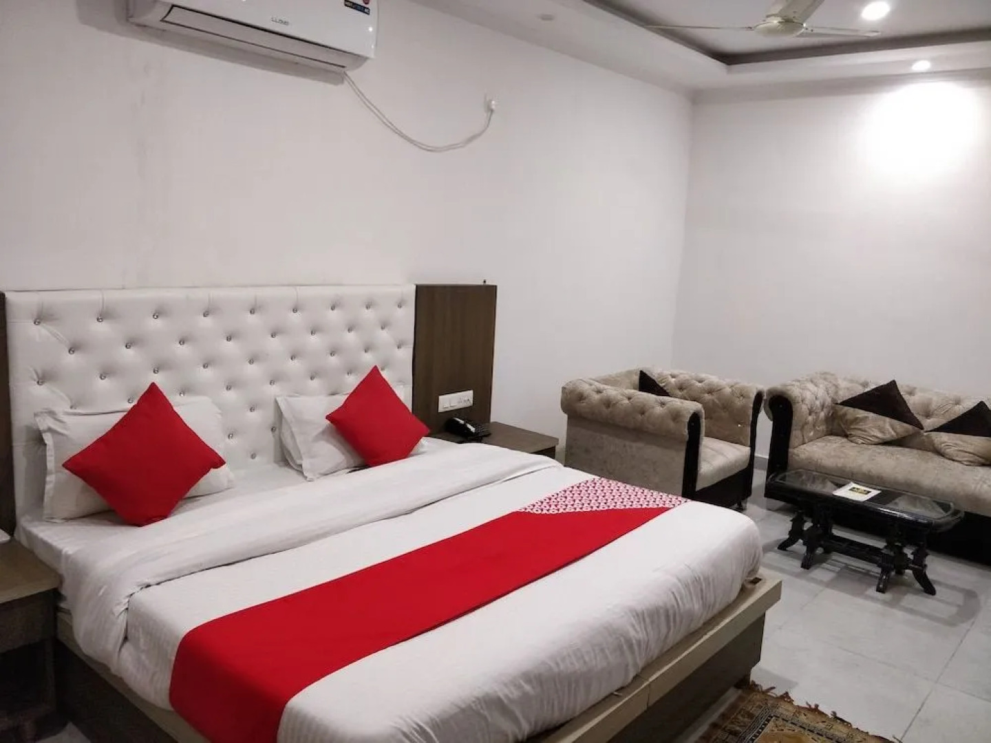 OYO 24209 The Pearly Gate