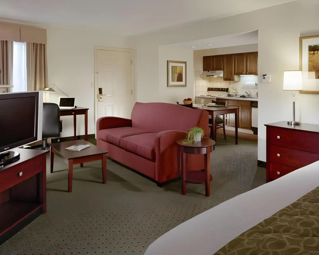 New Haven Village Suites