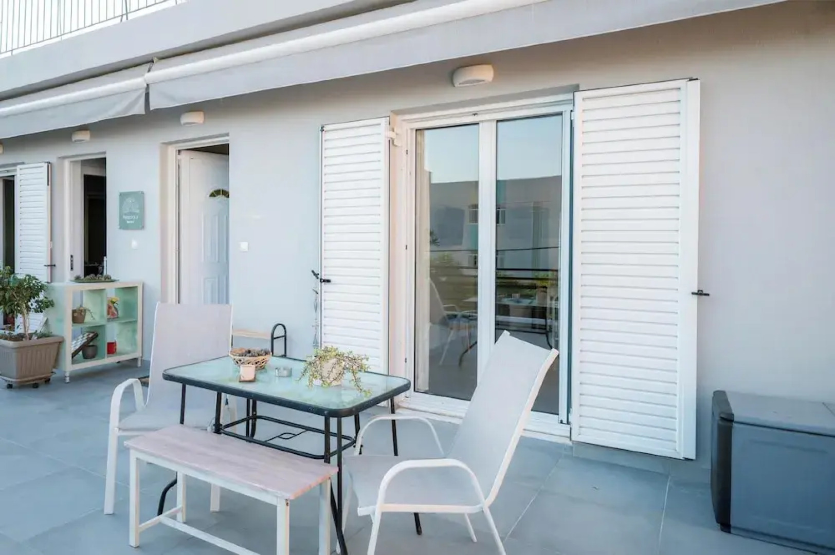 Peacock's Apartments