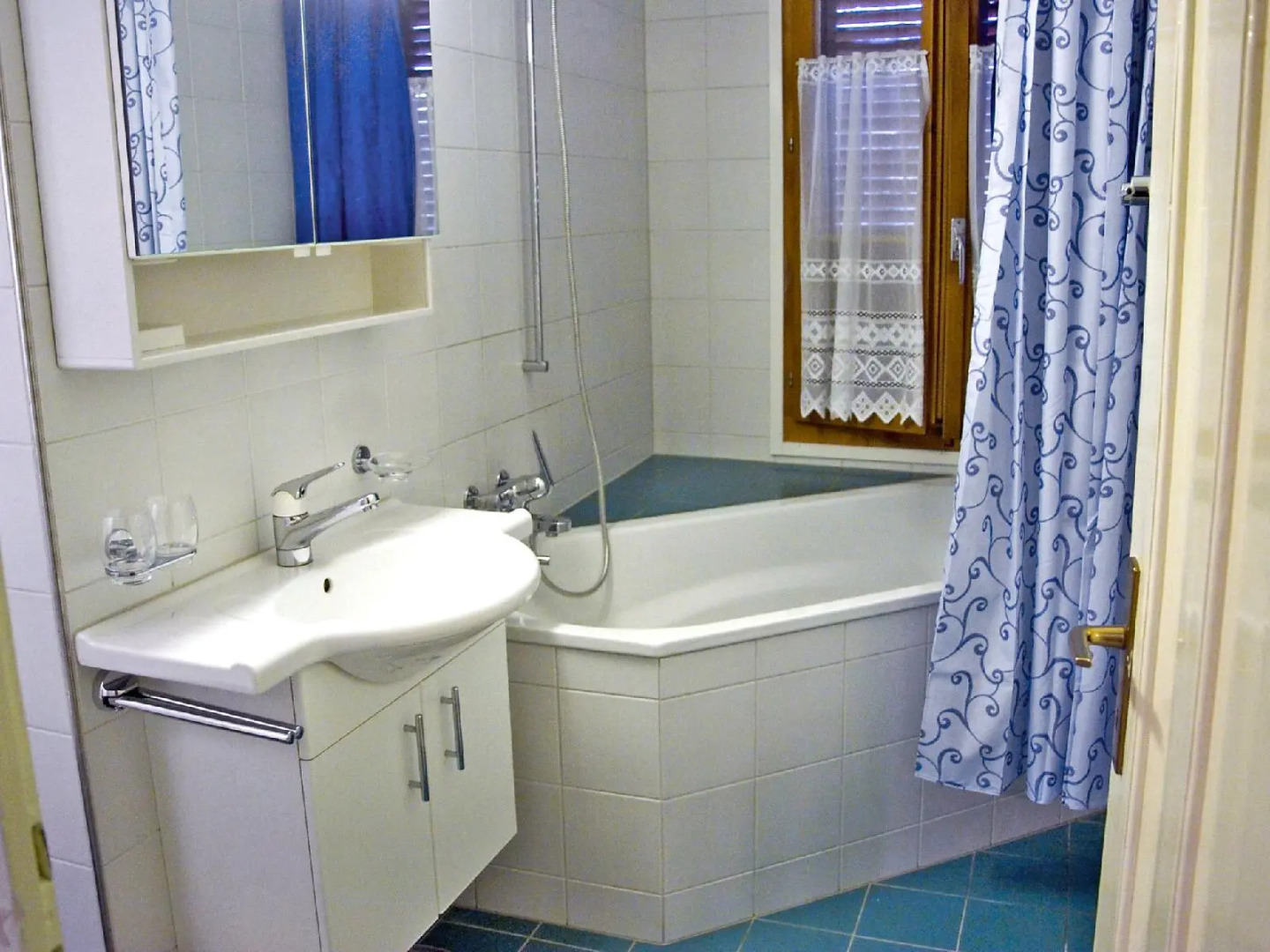 Des Alpes - Two Bedroom No.2