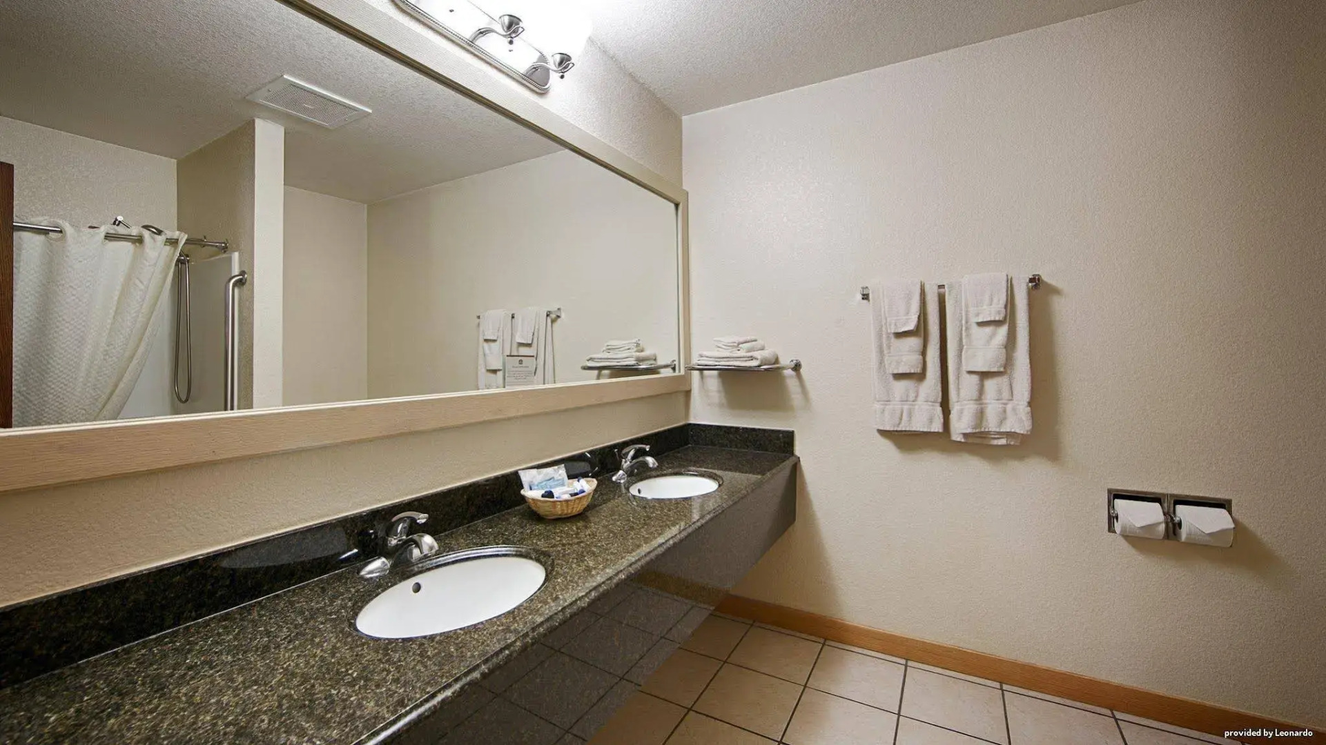 Best Western Lake Lucille Inn