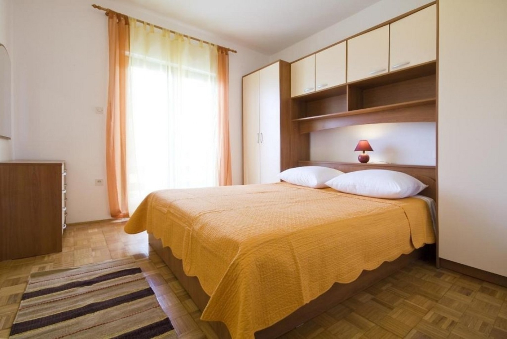 Apartment Ljilja - 10m from the sea with parking: A4 Nin, Zadar riviera