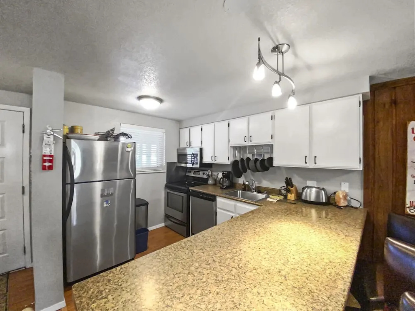 Beaver Ge 9-13 2 Bedroom Condo by Redawning