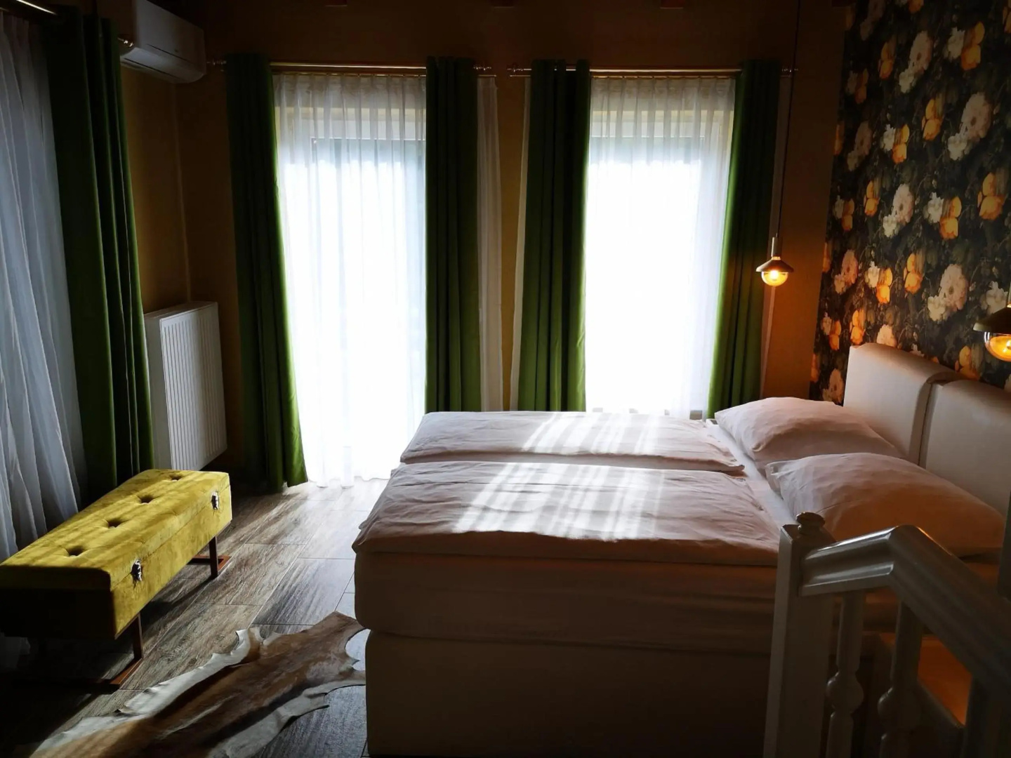 Goldener Hahn Apartments