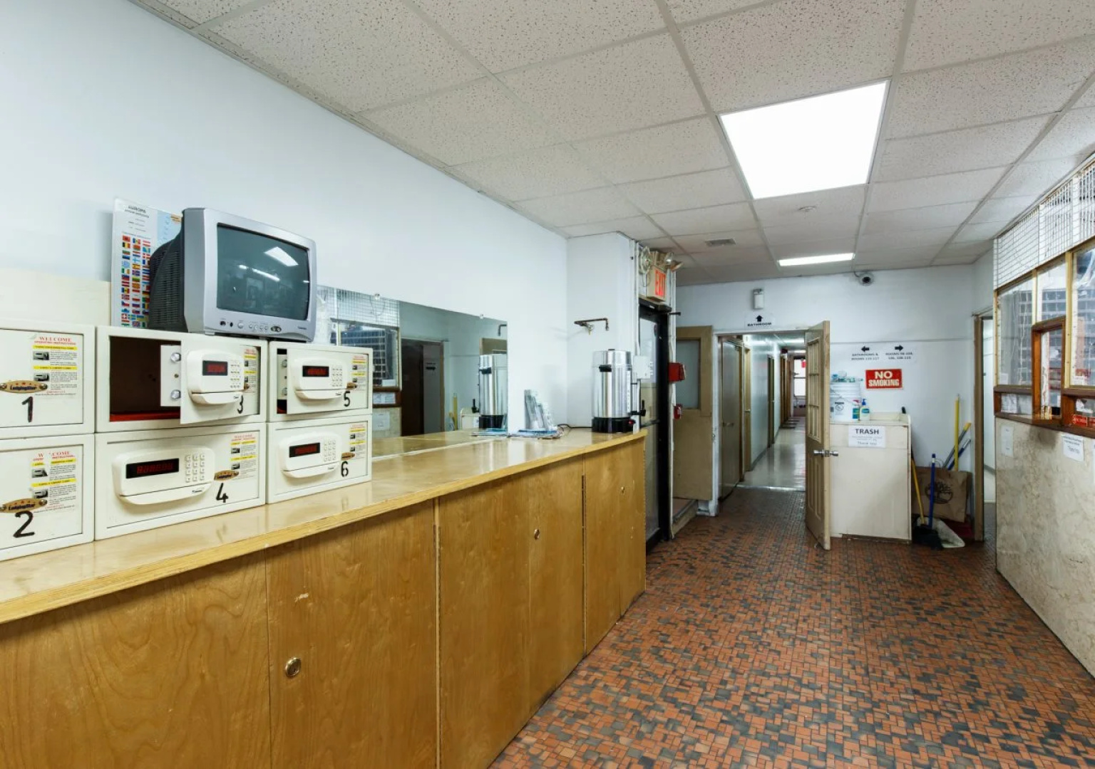 Bowery Grand Hotel - Hostel