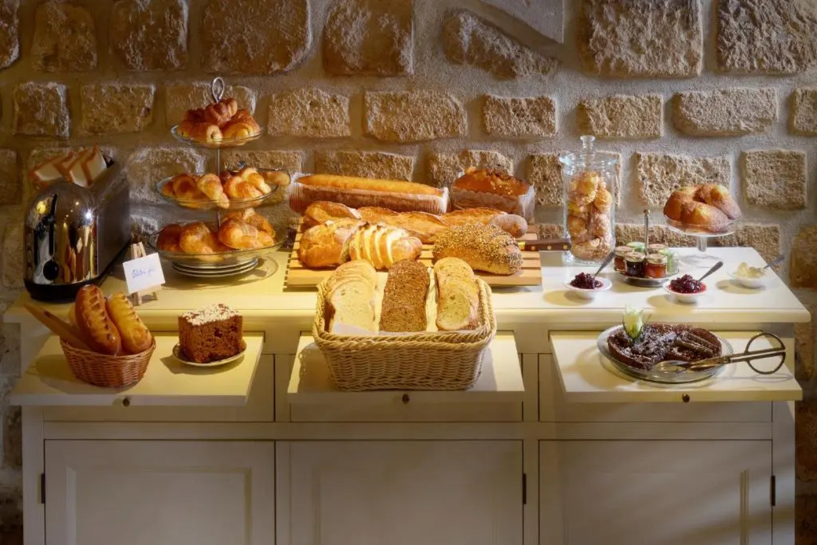 Le Relais Montmartre