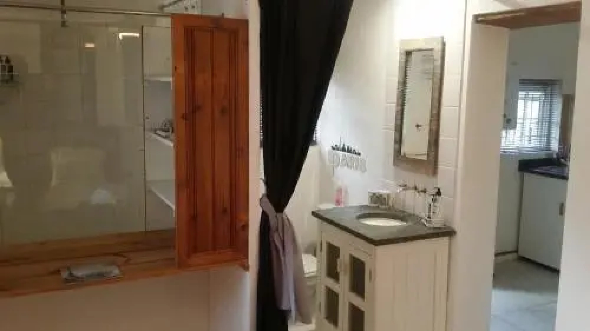 Nostalgia Self Catering Guesthouse