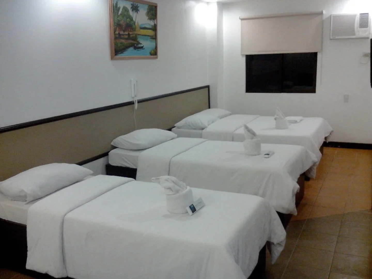 Tagaytay Haven Hotel Mendez