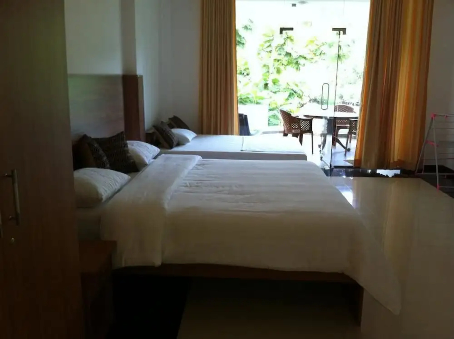 Mangroven River View Hotel