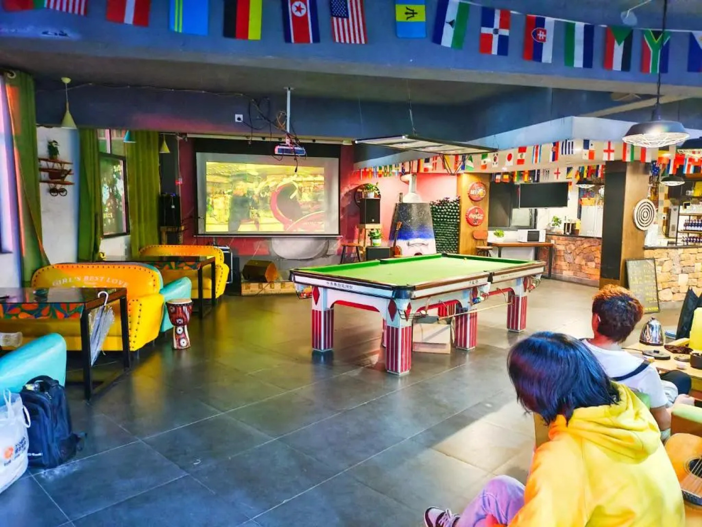 Comma Travel International Youth Hotel