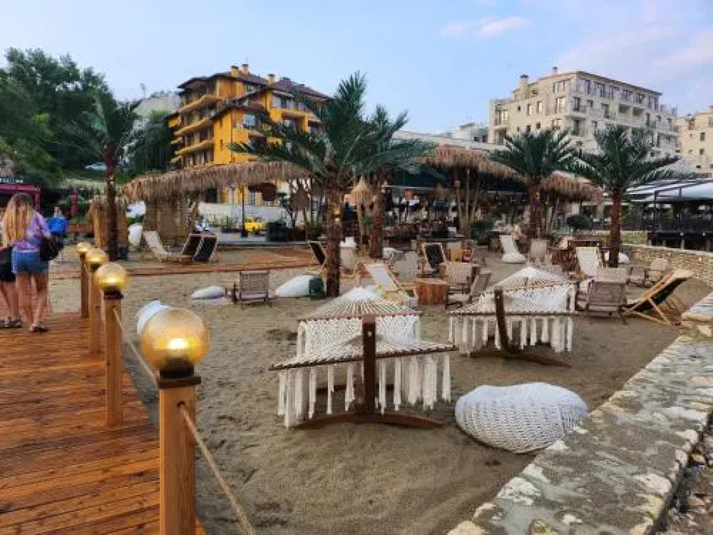 Supreme Beach Apartments