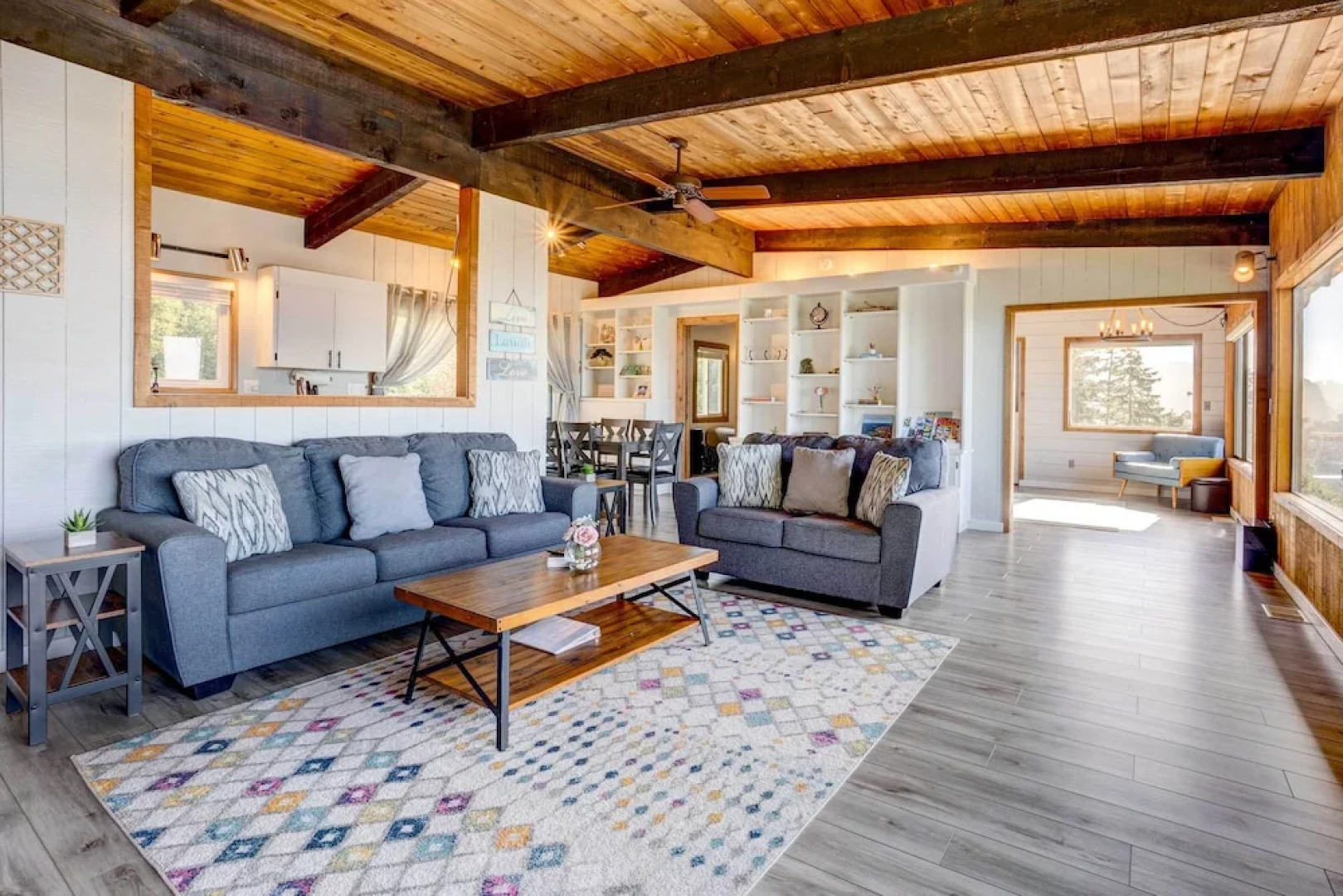 'ocean Vista' Gold Beach Getaway!