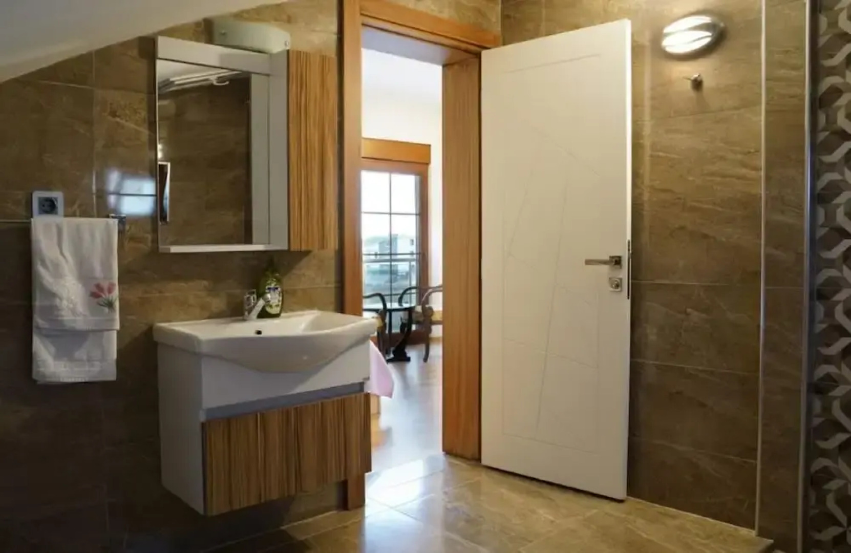 Gorgeous Villa With Private Pool in Antalya 1