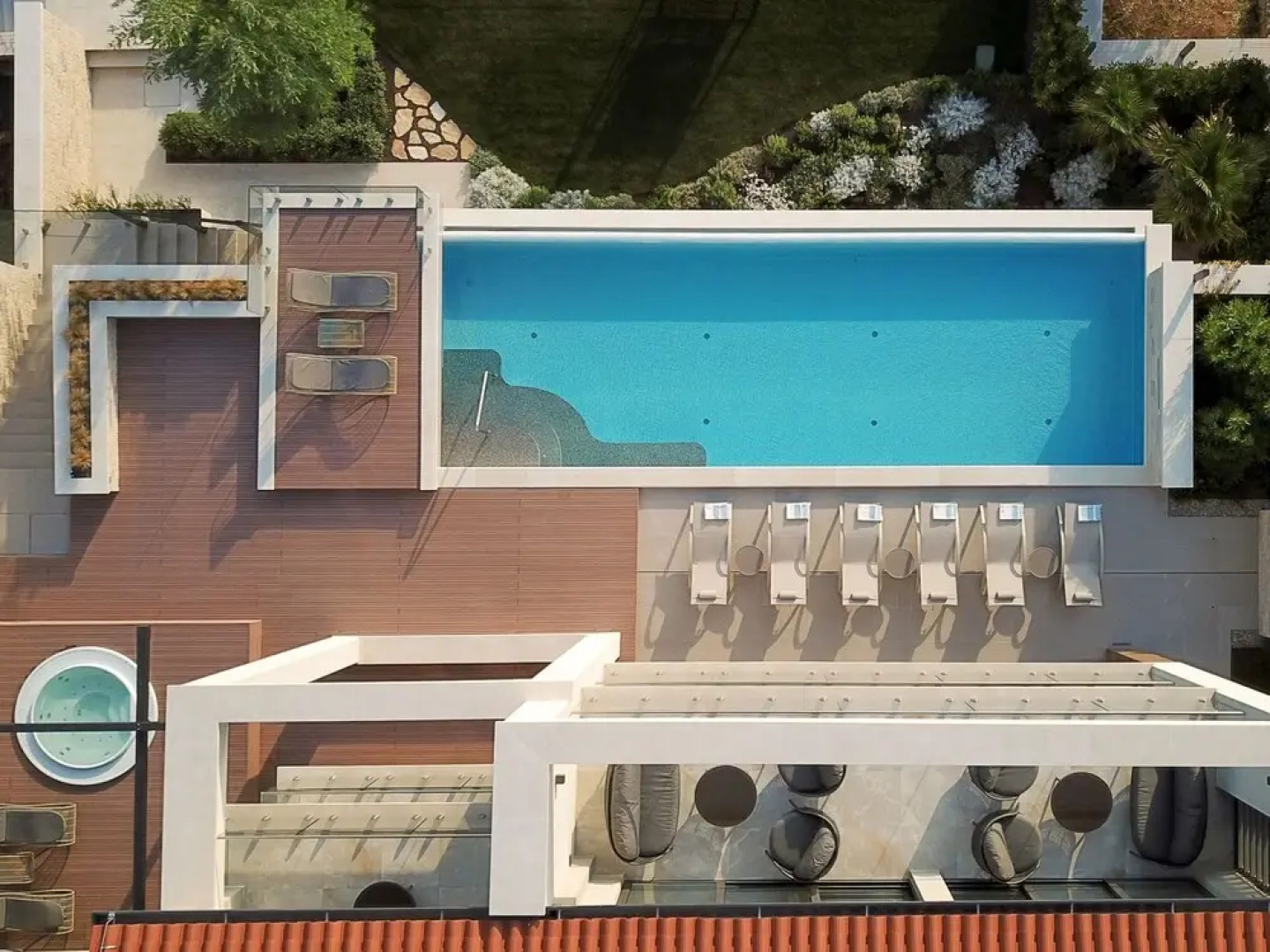 Vlastelini II Duga Luka