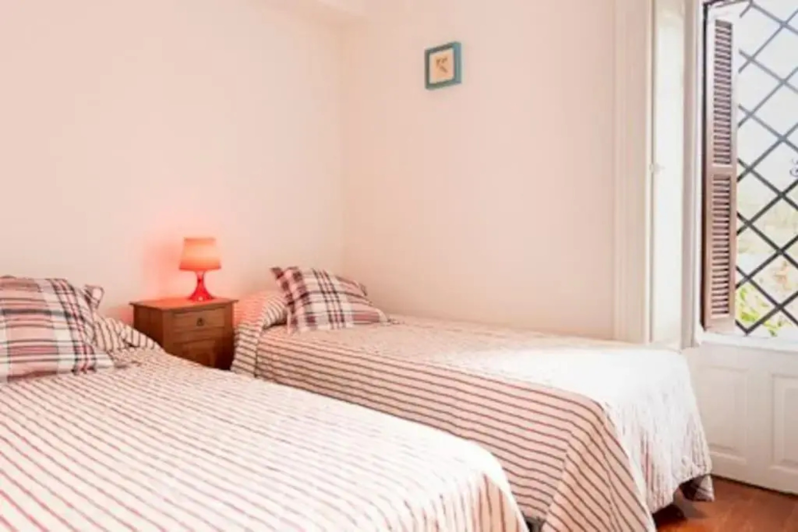 Villa colonial Jardin Algorta centro Puerto Viejo