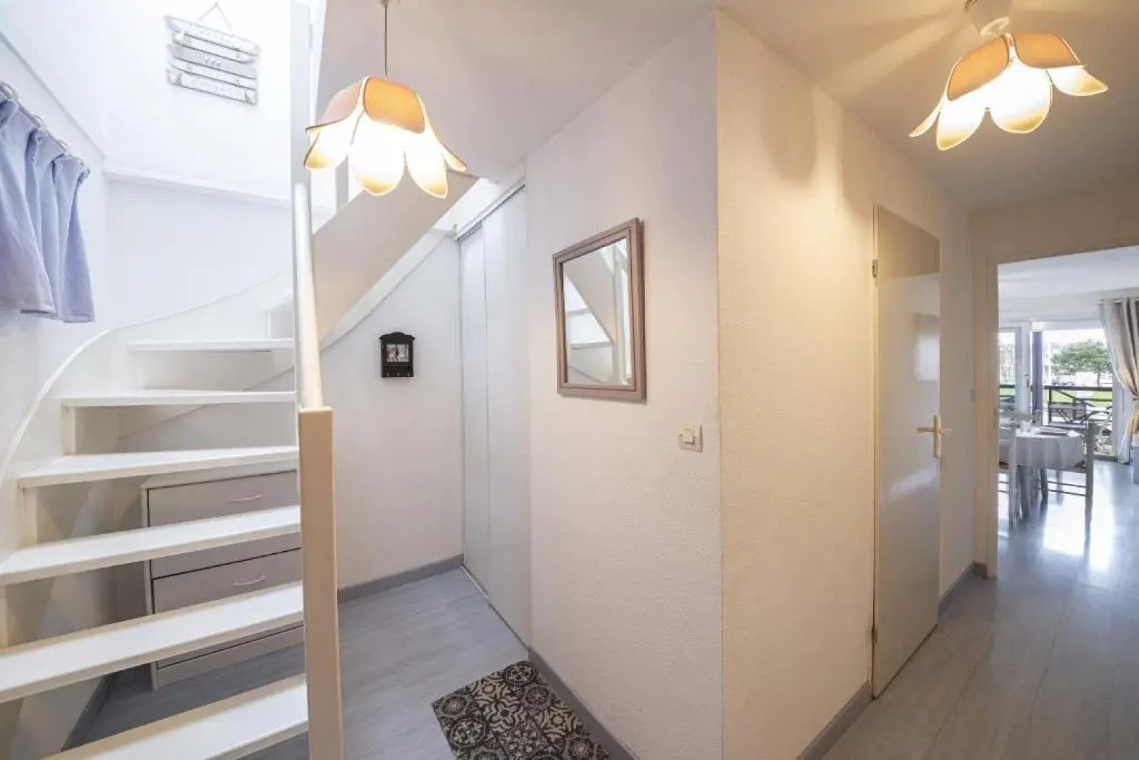 Appartement vue sur le port avec piscine commune