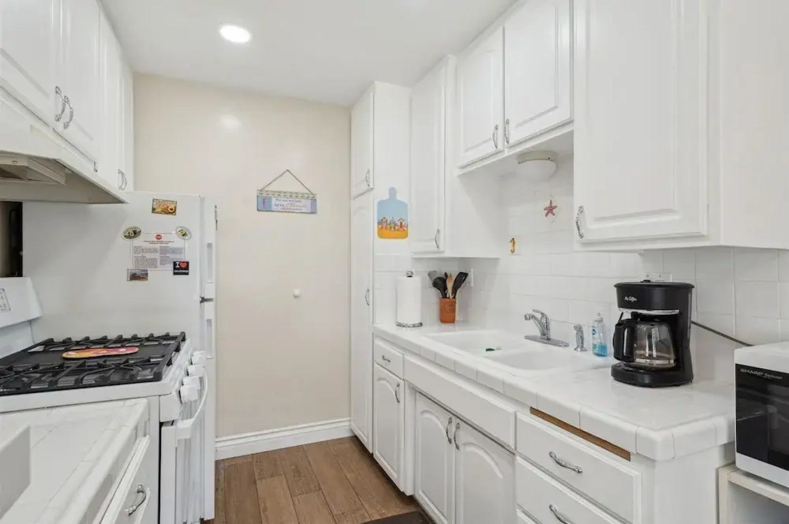 Lovely 1 Bed Beach Condo #128 1 Bedroom Condo by Sunset Shores Condominiums