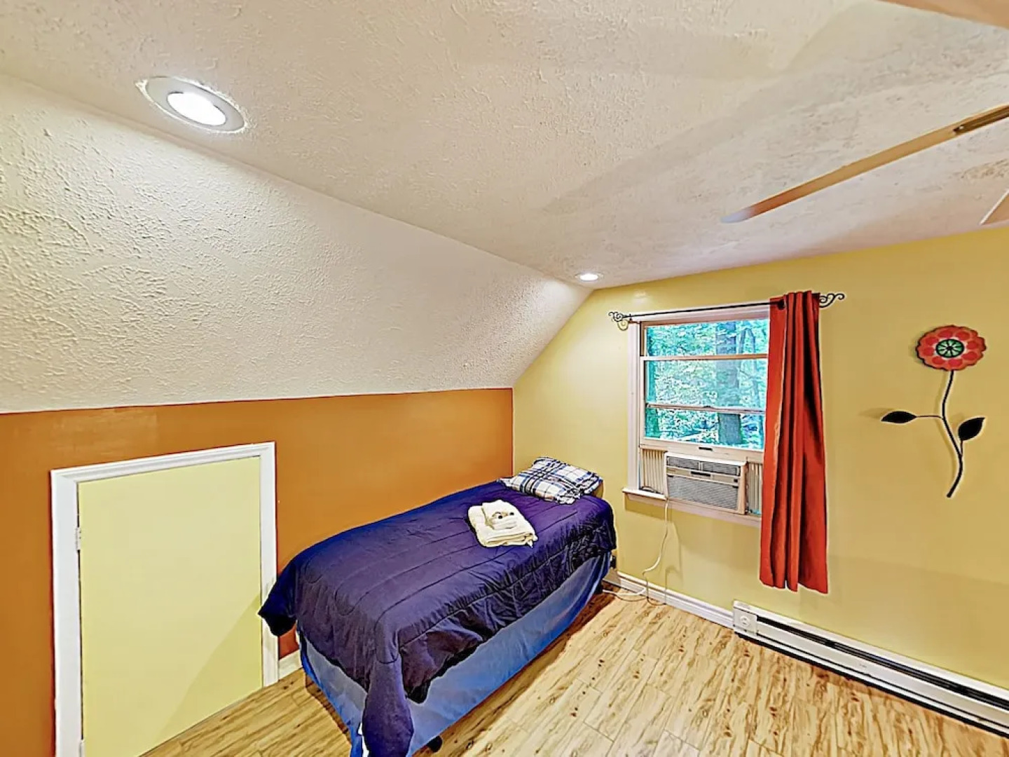 Mountain By Chimney Rock State Park & Lake 4 Bedroom Home