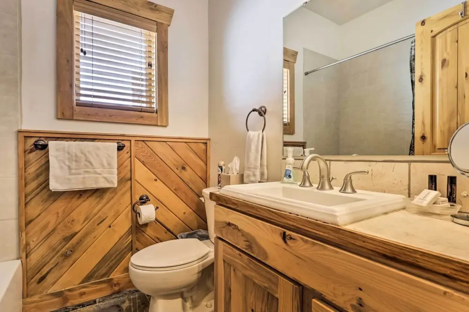 1 Mi to Lake Granby: Home w/ Mtn Views & Gas Grill