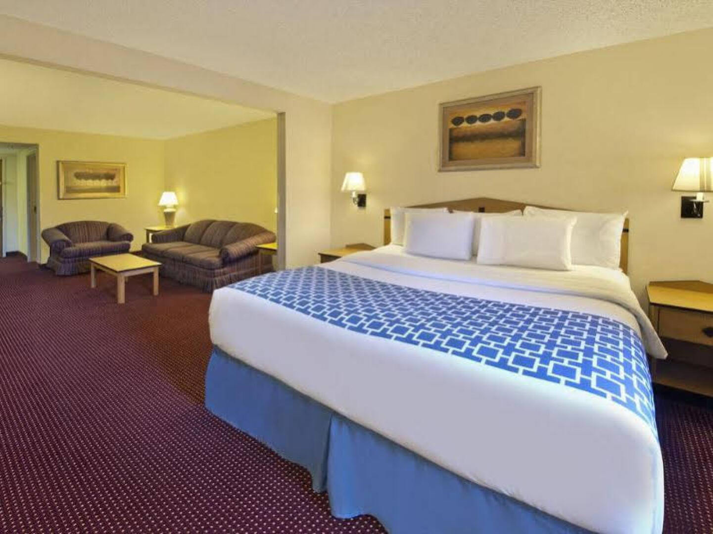 Red Lion Inn & Suites Denver Airport