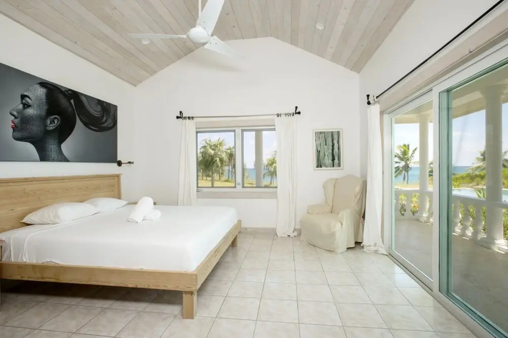 La Bougainvillea Estate 12 Bedroom Duplex
