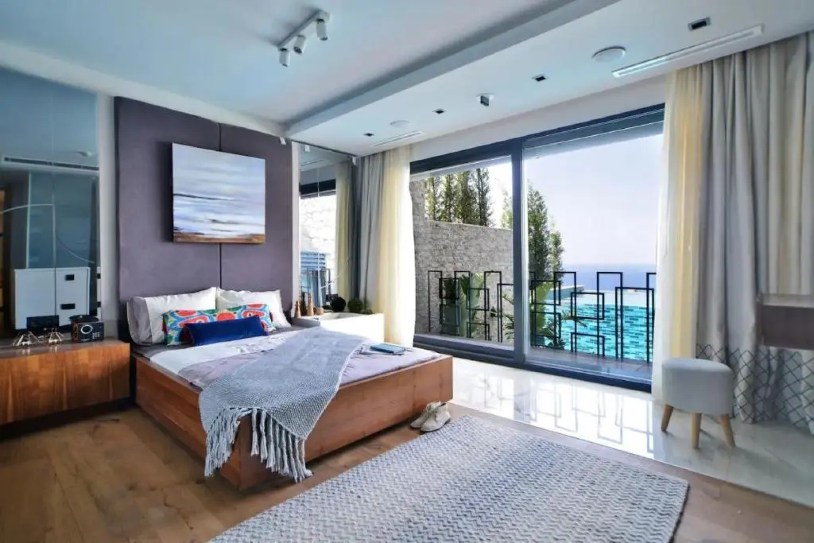 4 Bedroom Luxury Villa Located in Yalikavak With Marvelous Sea View Tranquilit