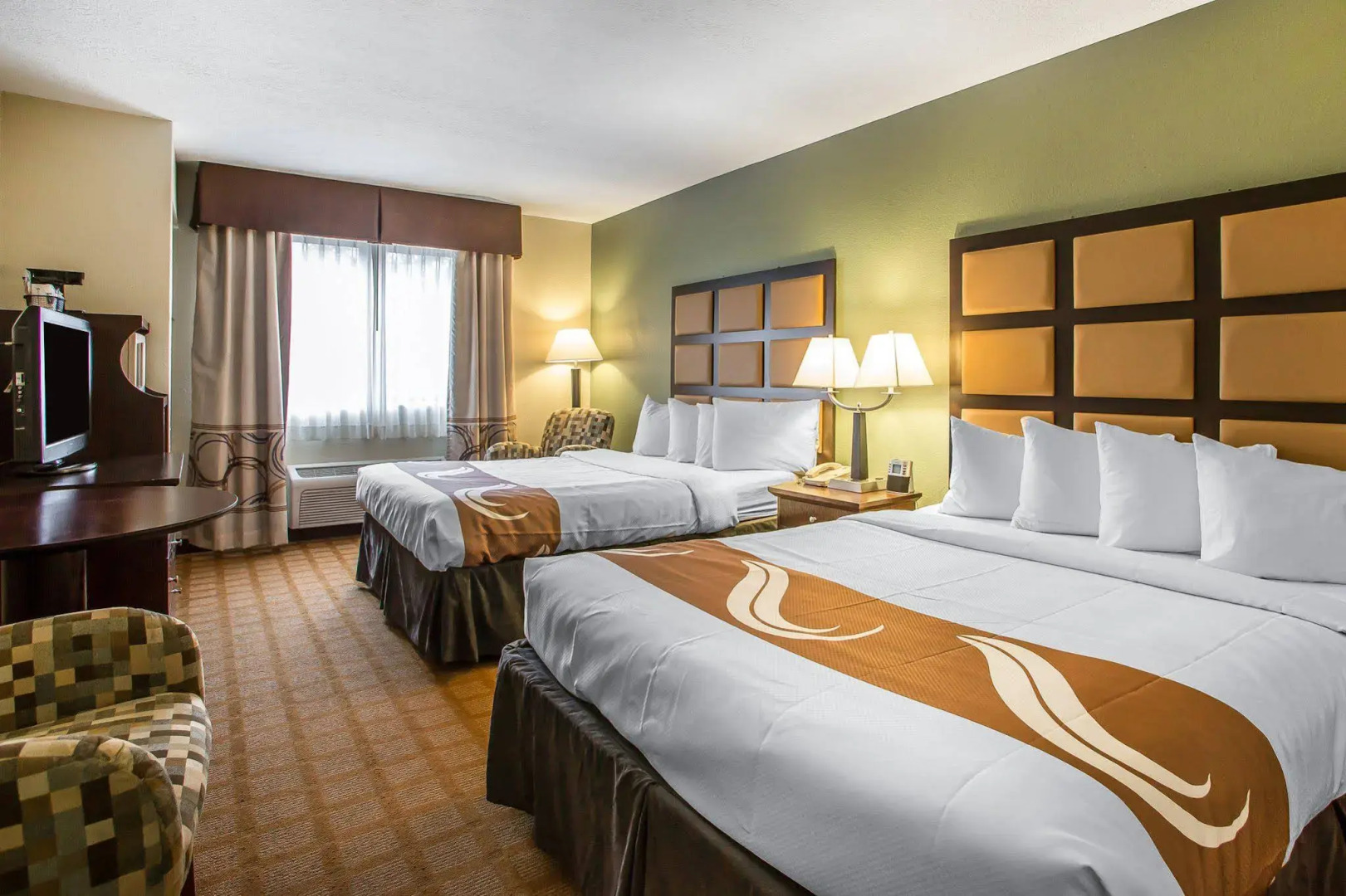 Quality Inn & Suites Marinette