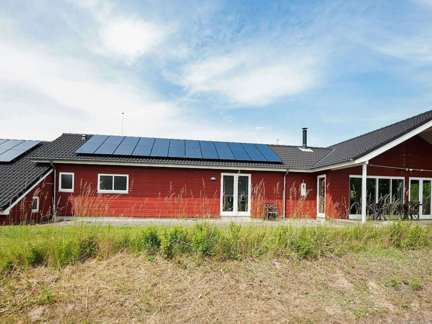 Rustic Holiday Home in Ebeltoft with Hot Tub