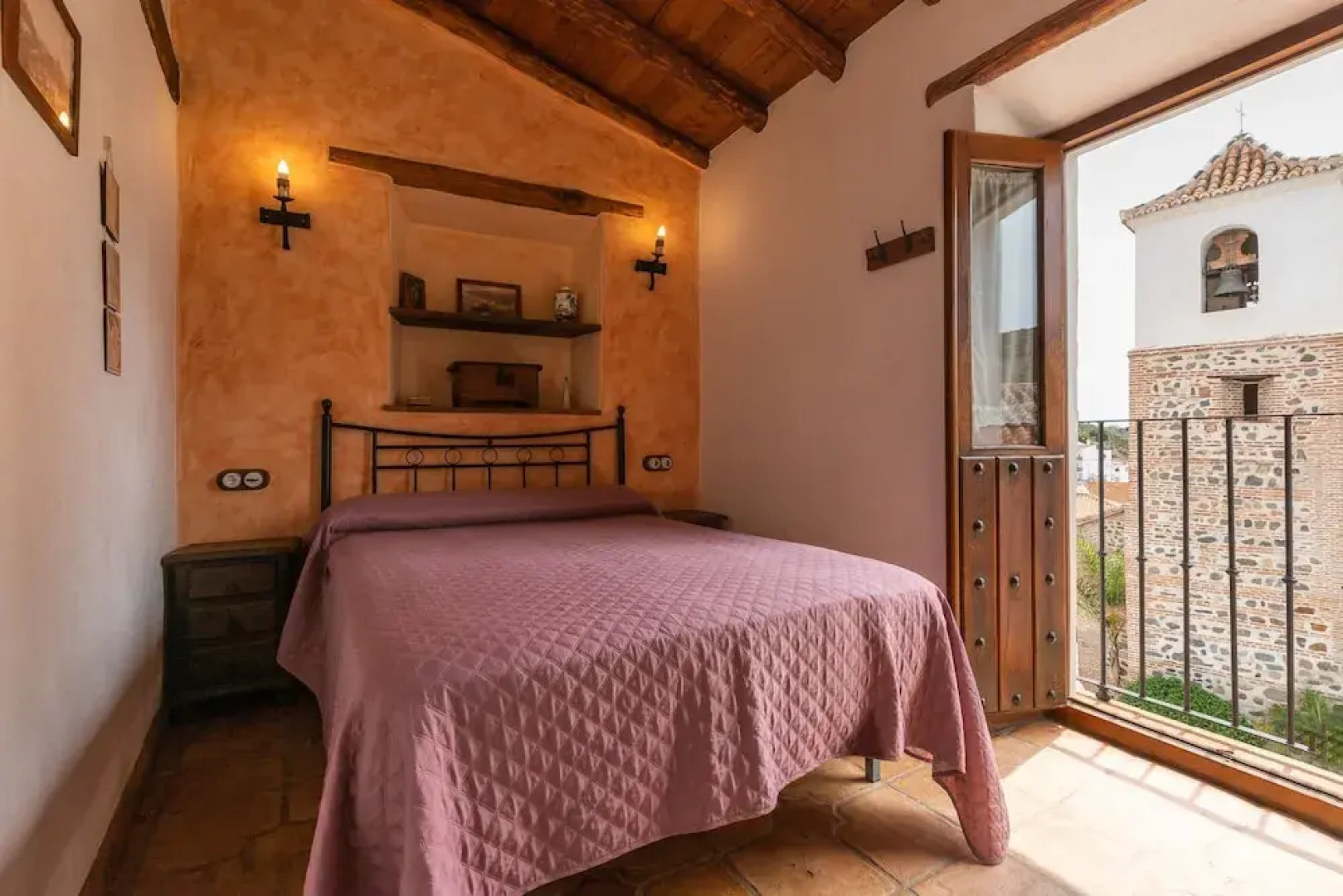 El Porton in El Borge