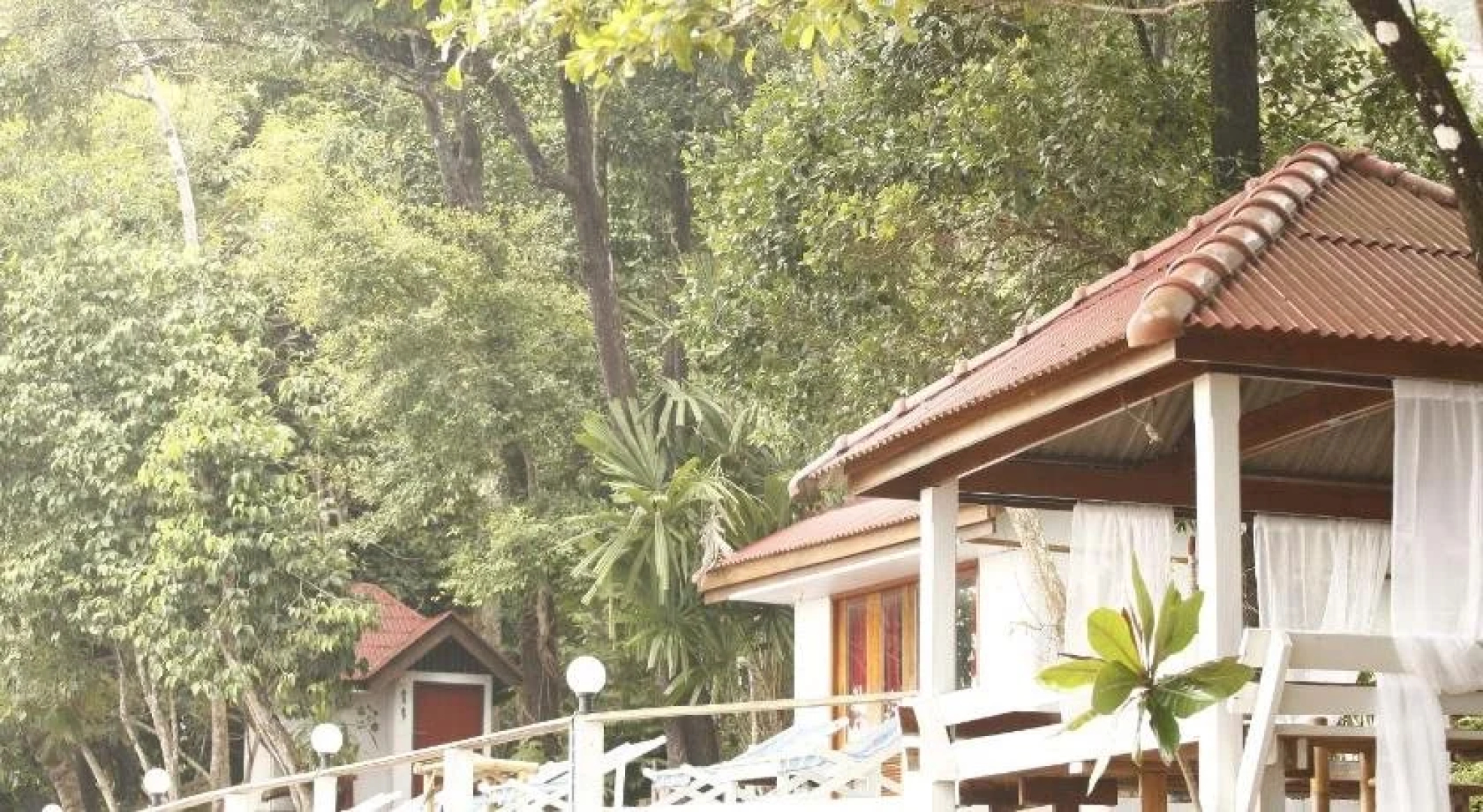 OonLee Bungalows