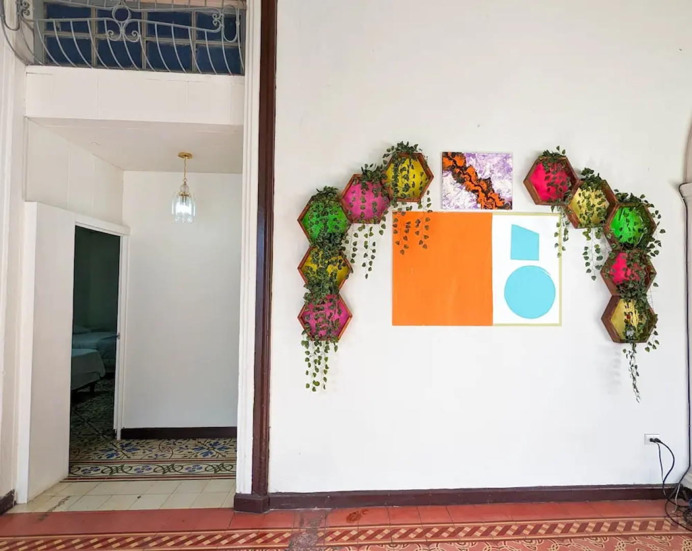 Del Tingo Al Tango Hostal