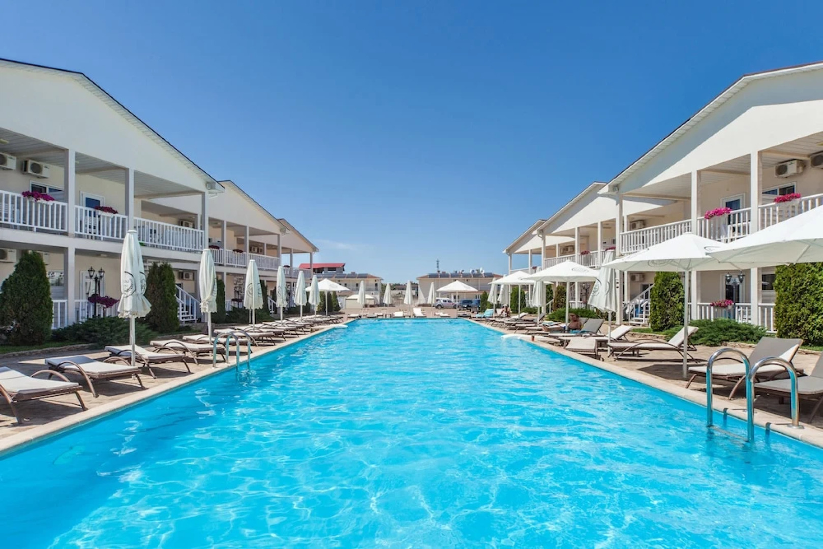 Клуб GoodZone Panorama Затока