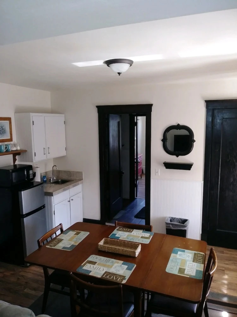 Trucountry Inn