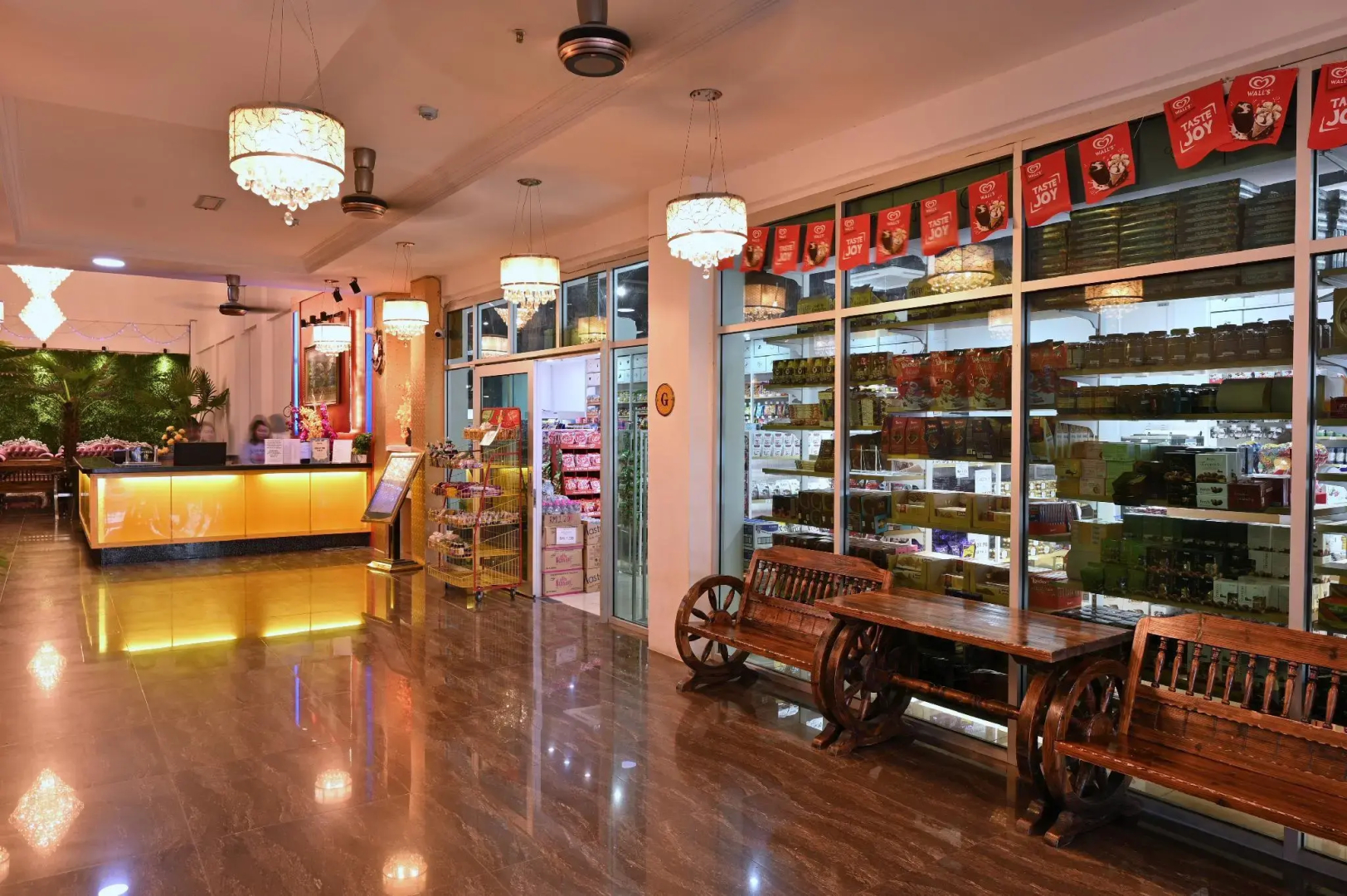 Cenang View Hotel