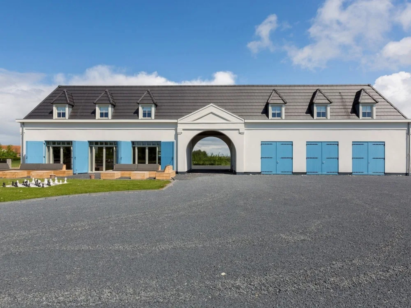 Luxurious Holiday Home in Zoutelande near Sea