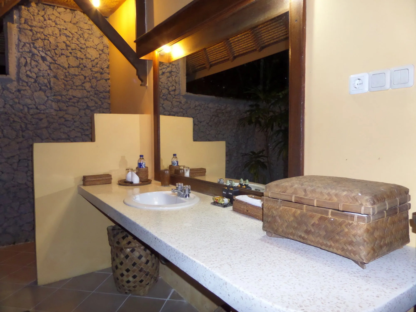 Taman Selini Wahana Beach Bungalows