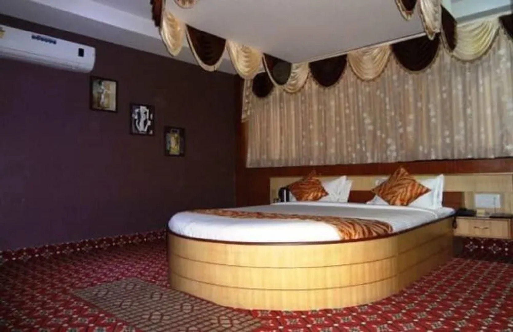 Hotel Vinayak Palace