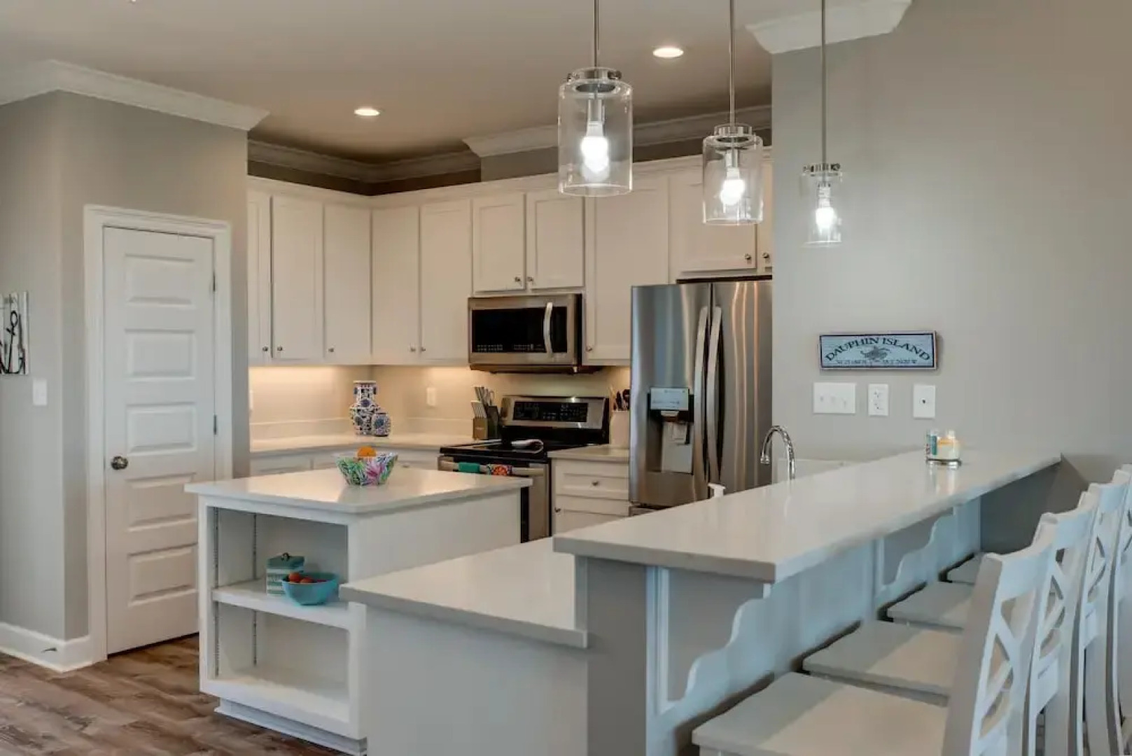 Blue Oasis - 2500 Bienville Blvd