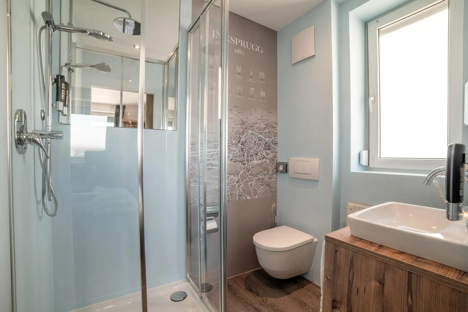 Binders Budget City Mountain Hotel