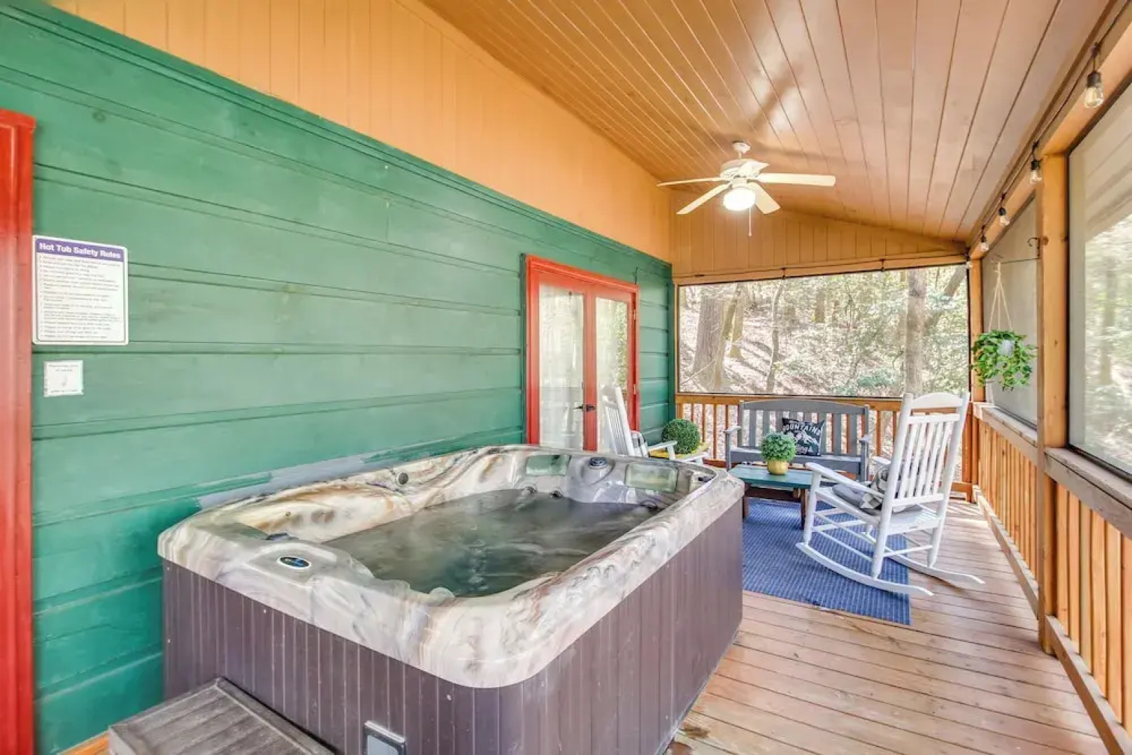 Secluded Cherry Log Cabin w/ Hot Tub + Swings!