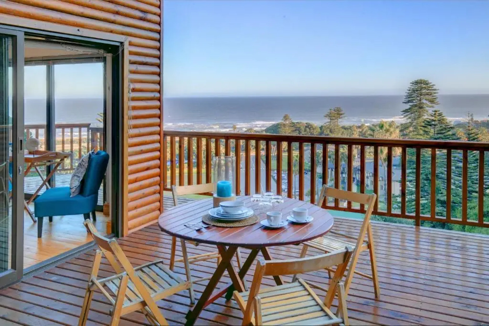 Boardwalk Lodge - self-catering