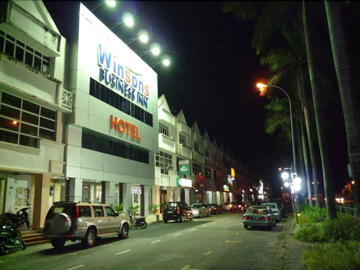 Winsons Business Inn