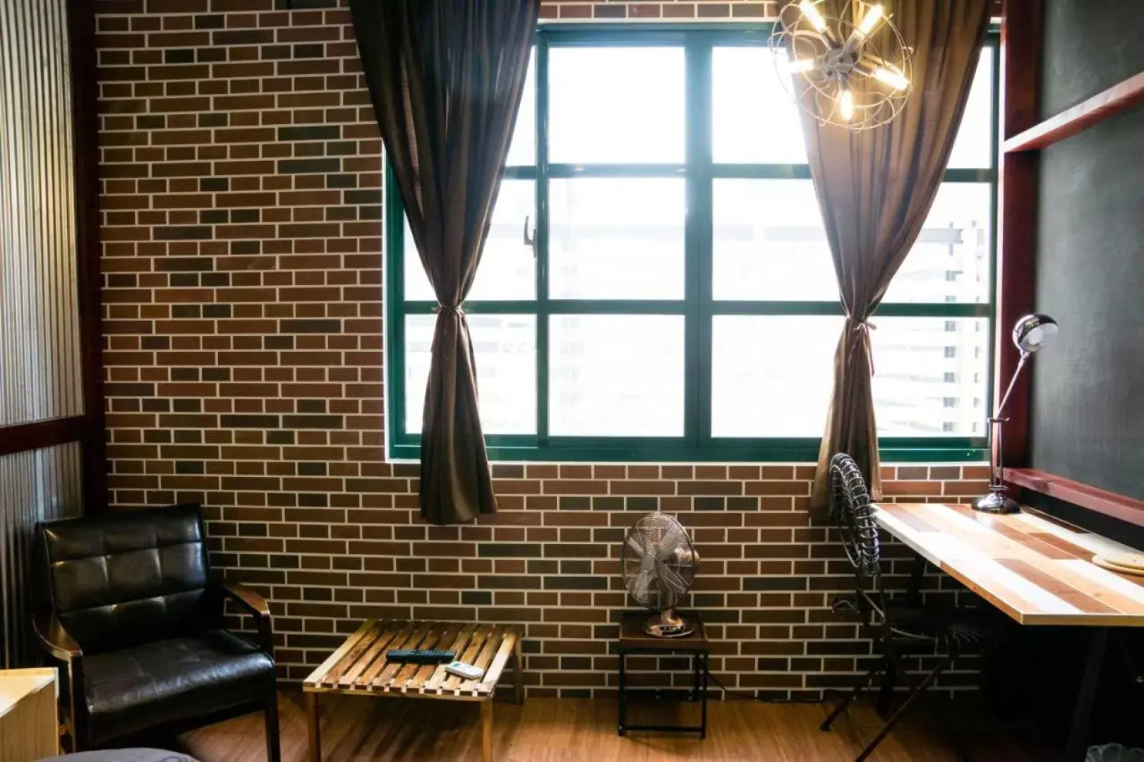 Baker Street London Style Inn