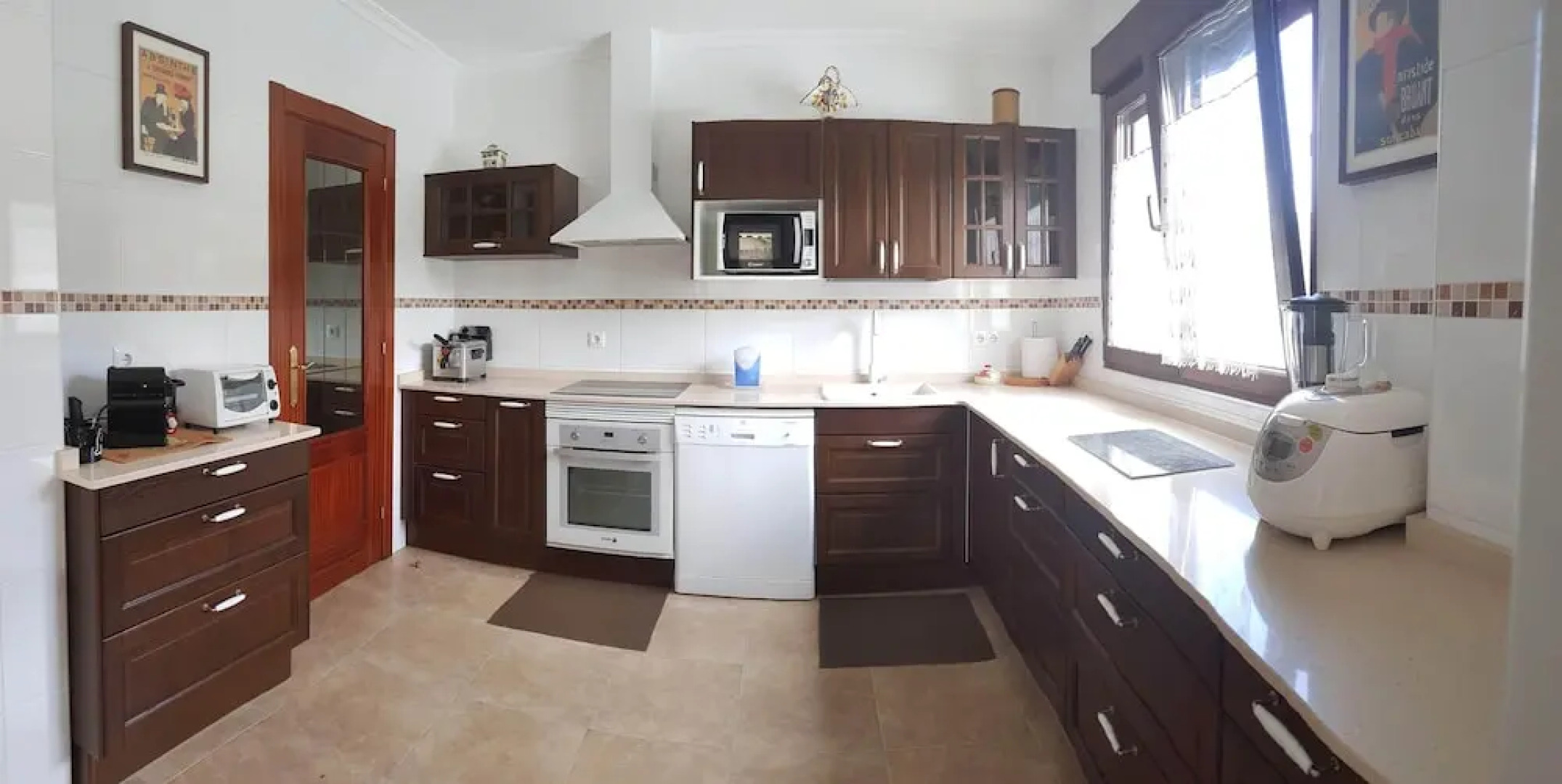 Chalet elegante y funcional playa