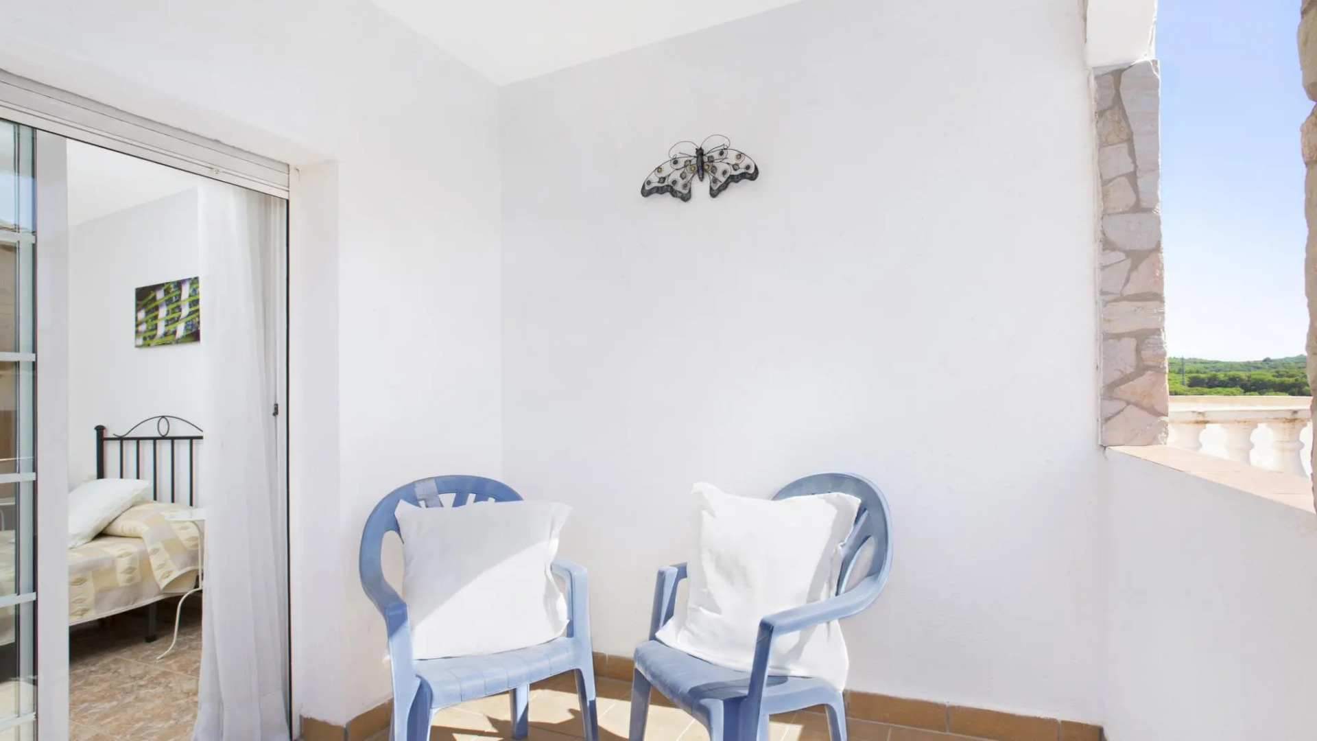 Montse in Tordera with 4 bedrooms and 2 bathrooms