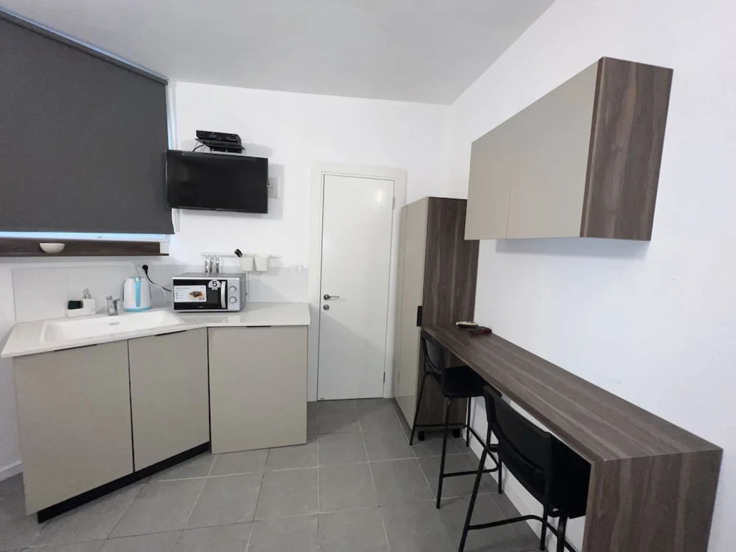 Ha-Carmel Market Apartment