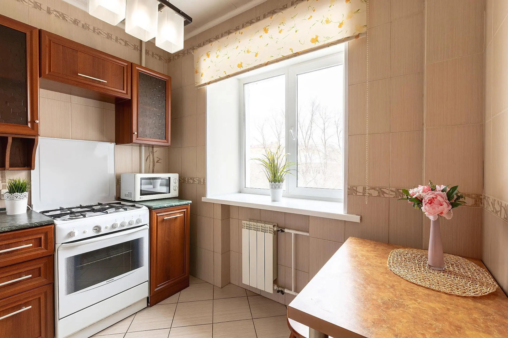 Аврора на улице Красная 5