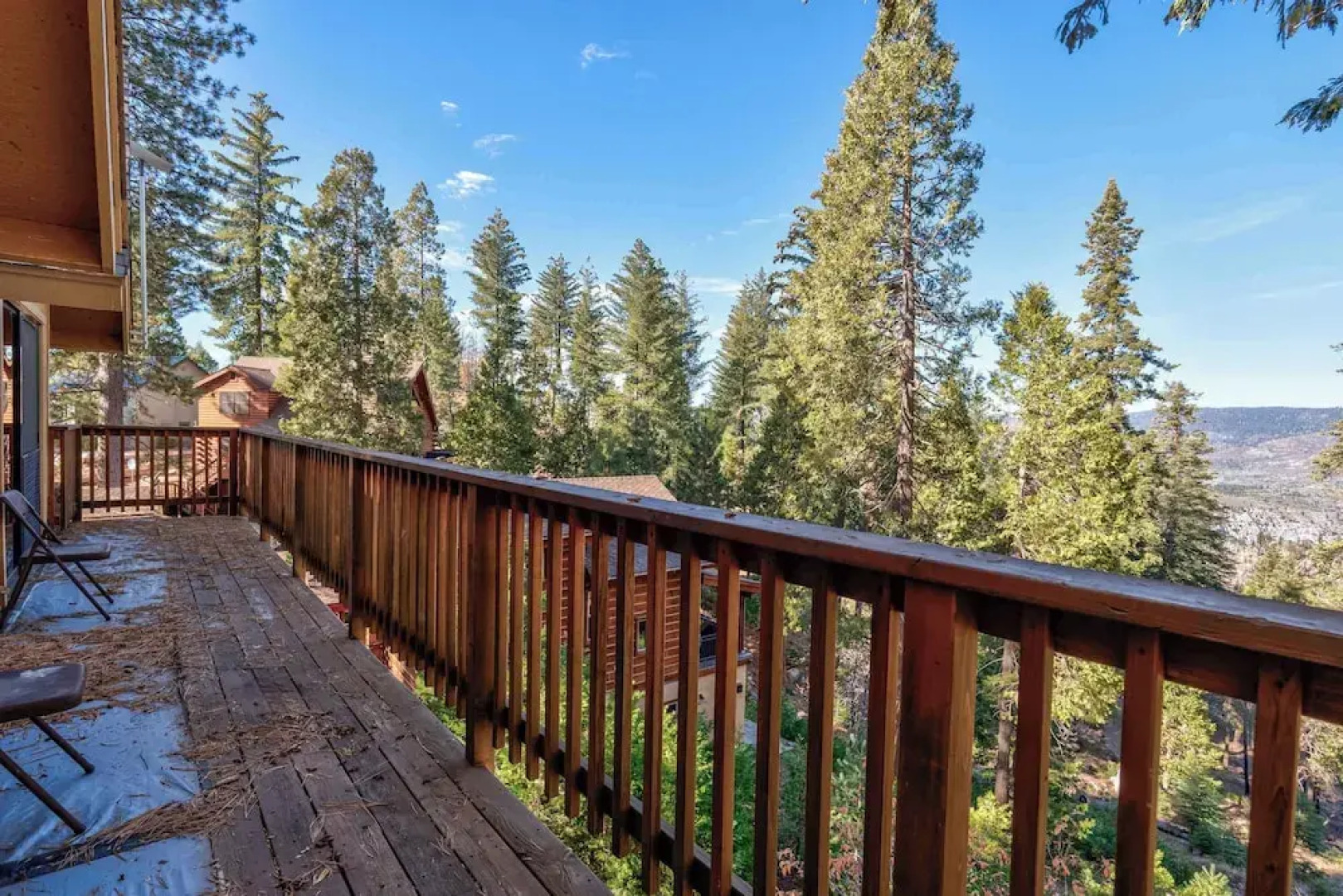 Yosemite Aviary and Quail Within Yosemite - 2 Separate Units, Up To 14 Guests!